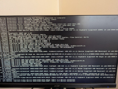 debian boot log.jpeg